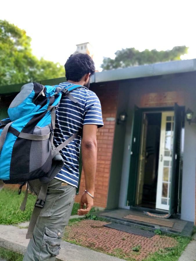 Adri Chembra Vandrerhjem Meppādi Eksteriør bilde